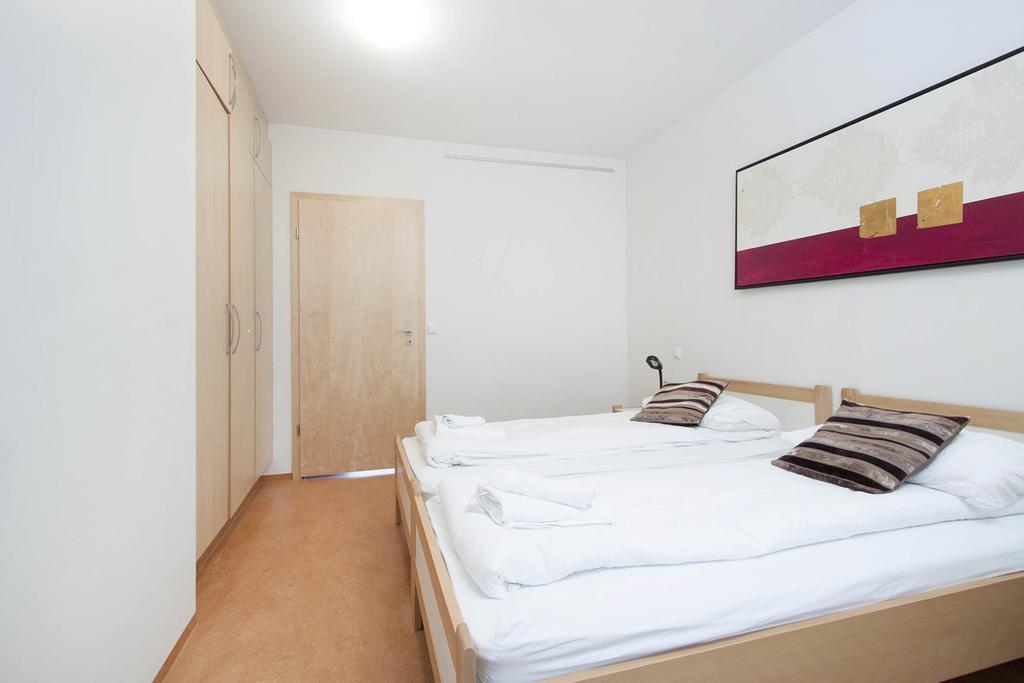 โกลเดน เซอร์เคิล อพาร์ตเมนต์ Aparthotel เลยการ์วาทึน ภายนอก รูปภาพ